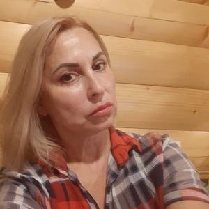Парни в Саратове: Ольга, 54 - ищет девушку из Саратова