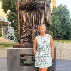 Девушки в Сочи: Ирина Столярова, 58 - ищет парня из Сочи