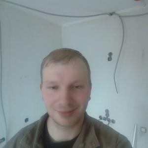 Парни в Сыктывкаре: Алексей, 33 - ищет девушку из Сыктывкара