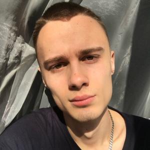 Парни в Ейске: Владислав, 25 - ищет девушку из Ейска