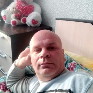 Парни в Медвежьегорске: Dimon, 45 - ищет девушку из Медвежьегорска