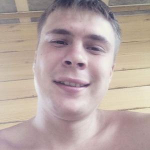 Парни в Звенигороде: Евгений, 26 - ищет девушку из Звенигорода
