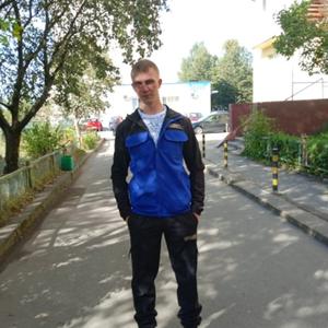 Парни в Черняховске: Евгений, 26 - ищет девушку из Черняховска
