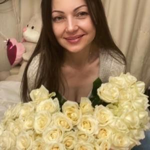 Девушки в Санкт-Петербурге: Надежда, 38 - ищет парня из Санкт-Петербурга