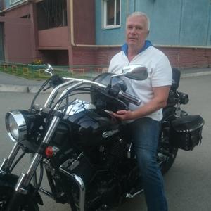 Парни в Миассе: Андрей, 56 - ищет девушку из Миасса