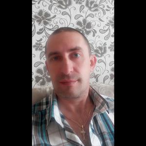 Юрий, 45 лет, Волгоград
