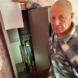 Василий, 66 лет, Москва