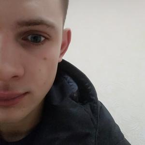 Парни в Смоленске: Георгий, 22 - ищет девушку из Смоленска
