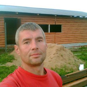 Парни в Ижевске: Костя, 45 - ищет девушку из Ижевска