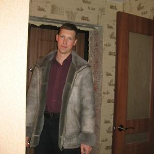 Парни в Томске: Павел, 38 - ищет девушку из Томска