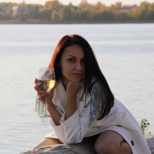 Девушки в Новосибирске: Мила, 35 - ищет парня из Новосибирска