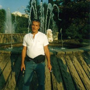 Парни в Томске: Сергей, 67 - ищет девушку из Томска