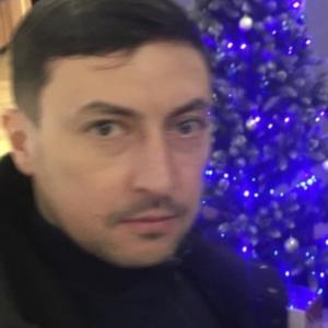 Парни в Владивостоке: Сергей Севрюгин, 40 - ищет девушку из Владивостока