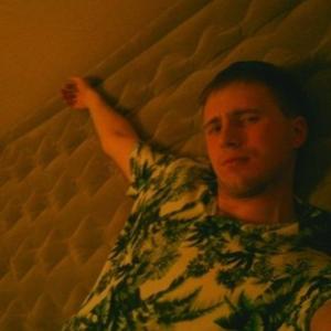 Антон, 27 лет, Новоуральск