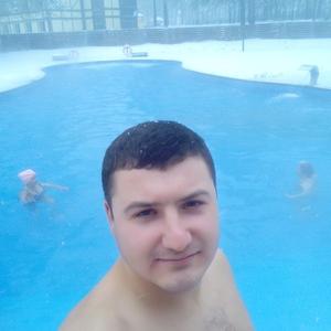 Парни в Нефтеюганске: Дмитрий, 35 - ищет девушку из Нефтеюганска