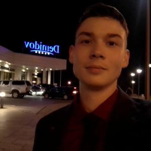 Парни в Нижний Тагиле: Иван, 20 - ищет девушку из Нижний Тагила