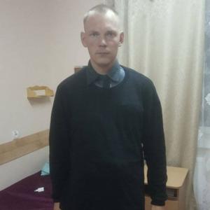 Парни в Новополоцке: Рустам, 27 - ищет девушку из Новополоцка