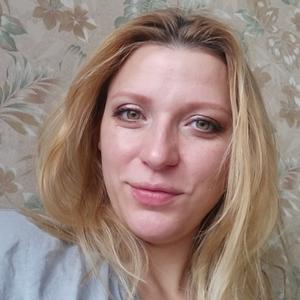 Девушки в Новополоцке: Юлия, 40 - ищет парня из Новополоцка