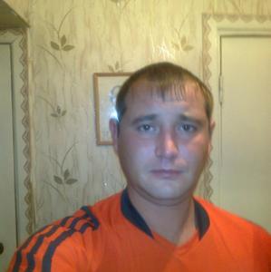 Парни в Якутске: Владимир, 40 - ищет девушку из Якутска