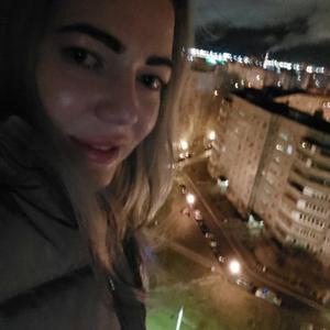 Девушки в Тольятти: Vivi, 34 - ищет парня из Тольятти