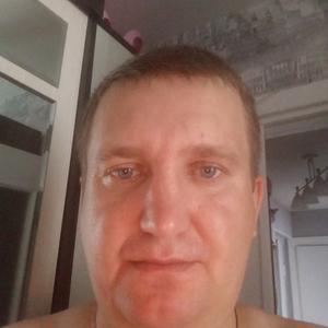 Парни в Волгограде: Денис, 37 - ищет девушку из Волгограда