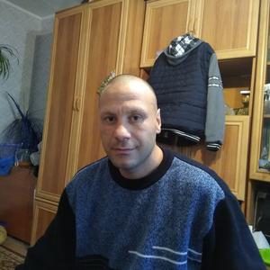 Парни в Томске: Александр Бузмаков, 41 - ищет девушку из Томска