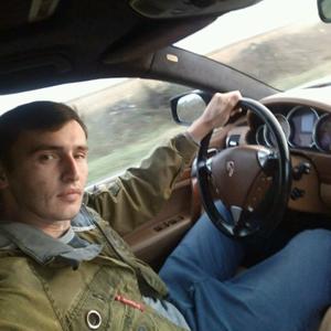 Парни в Владикавказе: Ирбек, 31 - ищет девушку из Владикавказа