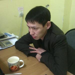 Парни в Якутске: Нюргун, 45 - ищет девушку из Якутска