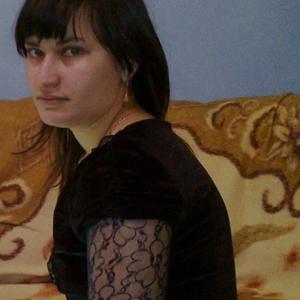 Девушки в Бельцах (Молдова): Elena, 33 - ищет парня из Бельцов (Молдова)
