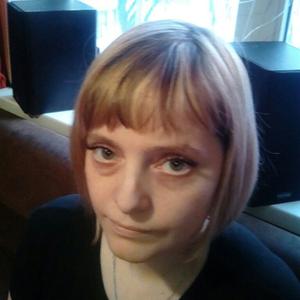 Девушки в Челябинске: Ангелина, 32 - ищет парня из Челябинска