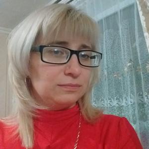 Девушки в Азове: Аленка, 36 - ищет парня из Азова
