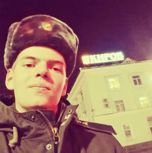 Парни в Саратове: Андрей, 22 - ищет девушку из Саратова