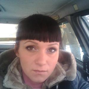 Девушки в Саратове: Olesya, 43 - ищет парня из Саратова