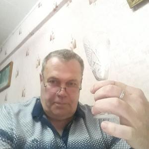 Парни в Томске: Александр, 62 - ищет девушку из Томска