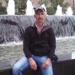 Парни в Алатыре (Чувашия): Николай, 63 - ищет девушку из Алатыря (Чувашия)