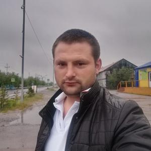 Парни в Новый Уренгое: Сергей, 35 - ищет девушку из Новый Уренгоя