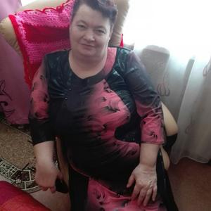 Людмила, 66 лет, Новосибирск