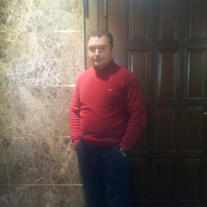 Парни в Баку: Anar Yagubov, 44 - ищет девушку из Баку