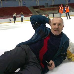 Парни в Смоленске: Анатолий, 71 - ищет девушку из Смоленска