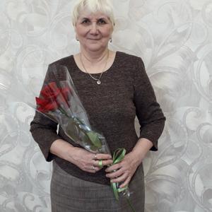 Девушки в Казани (Татарстан): Роза, 63 - ищет парня из Казани (Татарстан)
