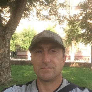Парни в Волгограде: Виктор, 45 - ищет девушку из Волгограда