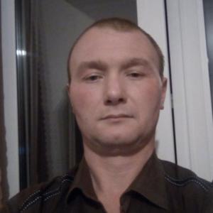Парни в Бердске: Сергей, 44 - ищет девушку из Бердска