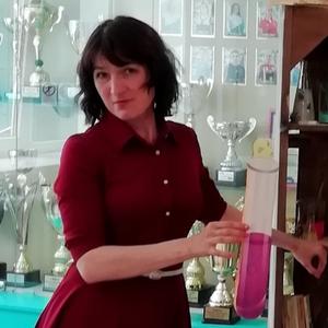 Девушки в Томске: Наталия, 46 - ищет парня из Томска