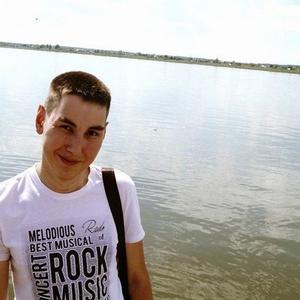 Парни в Томске: Антон, 28 - ищет девушку из Томска