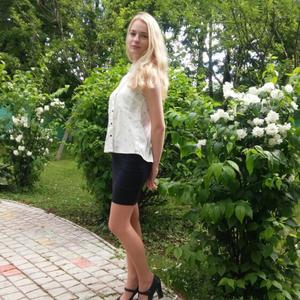 Девушки в Санкт-Петербурге: Дарьюшка, 25 - ищет парня из Санкт-Петербурга