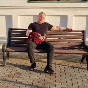 Парни в Зеленодольске (Татарстан): Денис, 24 - ищет девушку из Зеленодольска (Татарстан)