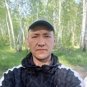 Парни в Ханты-Мансийске: Рустам, 38 - ищет девушку из Ханты-Мансийска