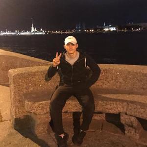 Максим, 22 года, Оренбург