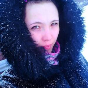 Девушки в Кемерово: Юлия, 30 - ищет парня из Кемерово