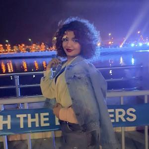 Девушки в Баку: Адиля, 27 - ищет парня из Баку
